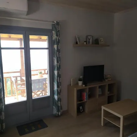 Apartment Eden View