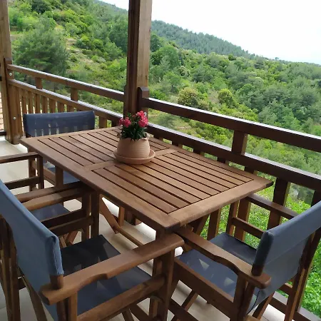 Eden View Apartament *