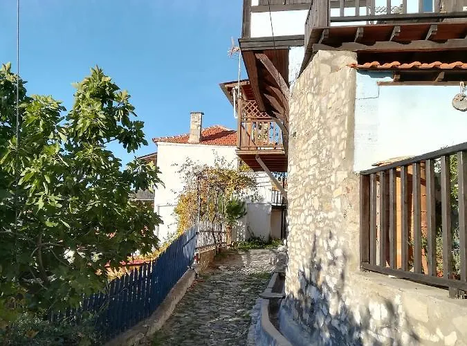 Eden View * Sotir